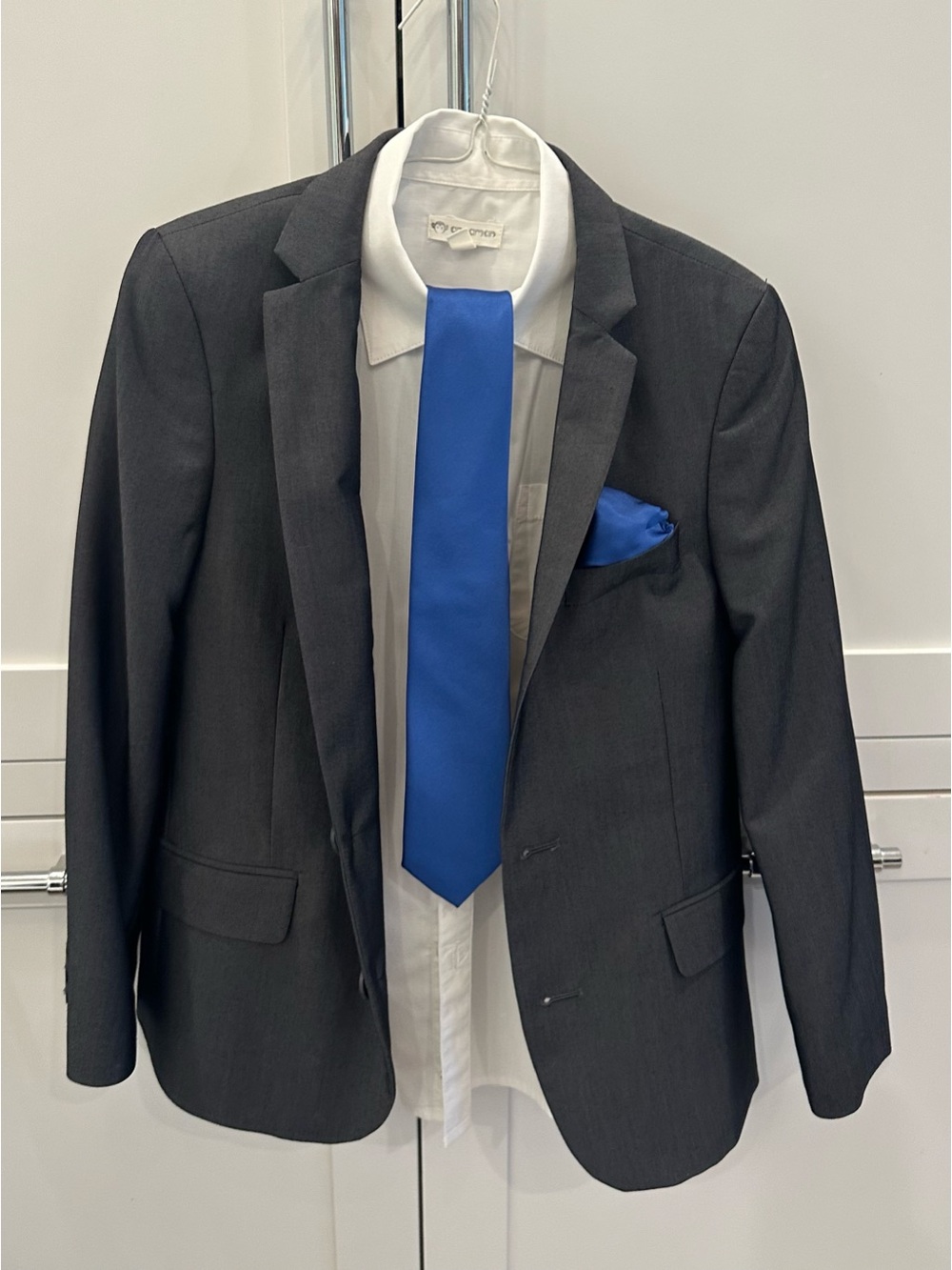 Appaman Boys Mod Suit & Dress Shirt 3-Piece Set – Size 10 - Charcoal Gray